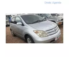 Toyota IST 2004 Silver in Uganda